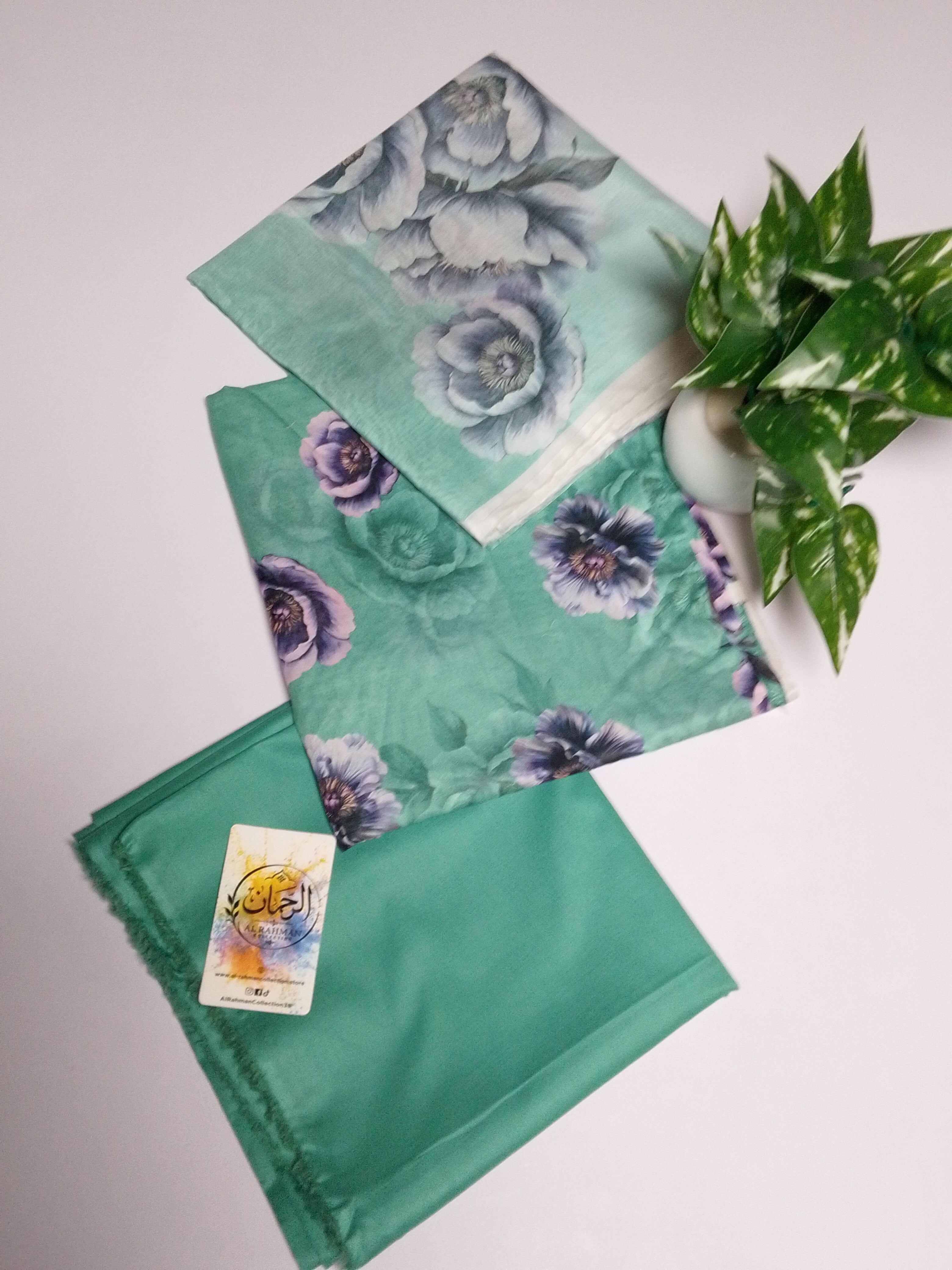 Elegant Mint Green Unstitched 3 Piece Lawn Suit
