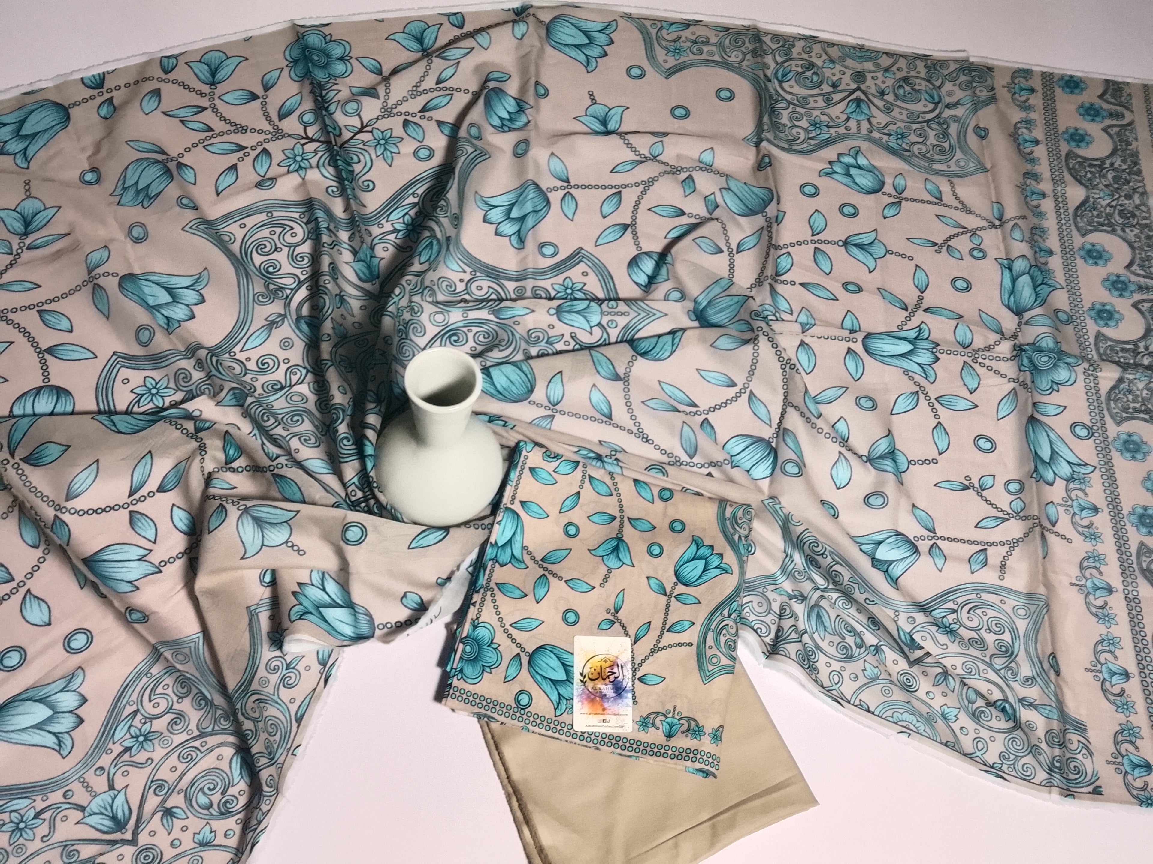 Elegant Cream Beige Unstitched 3 Piece Lawn Suit